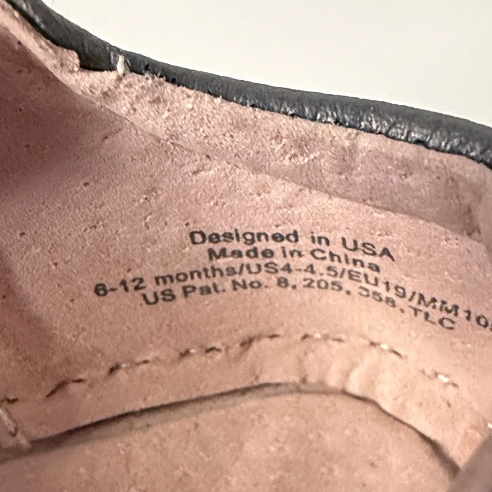 Baby Girls Pediped Starlite Pewter 6-12 month Shoes with Silver Stars like new